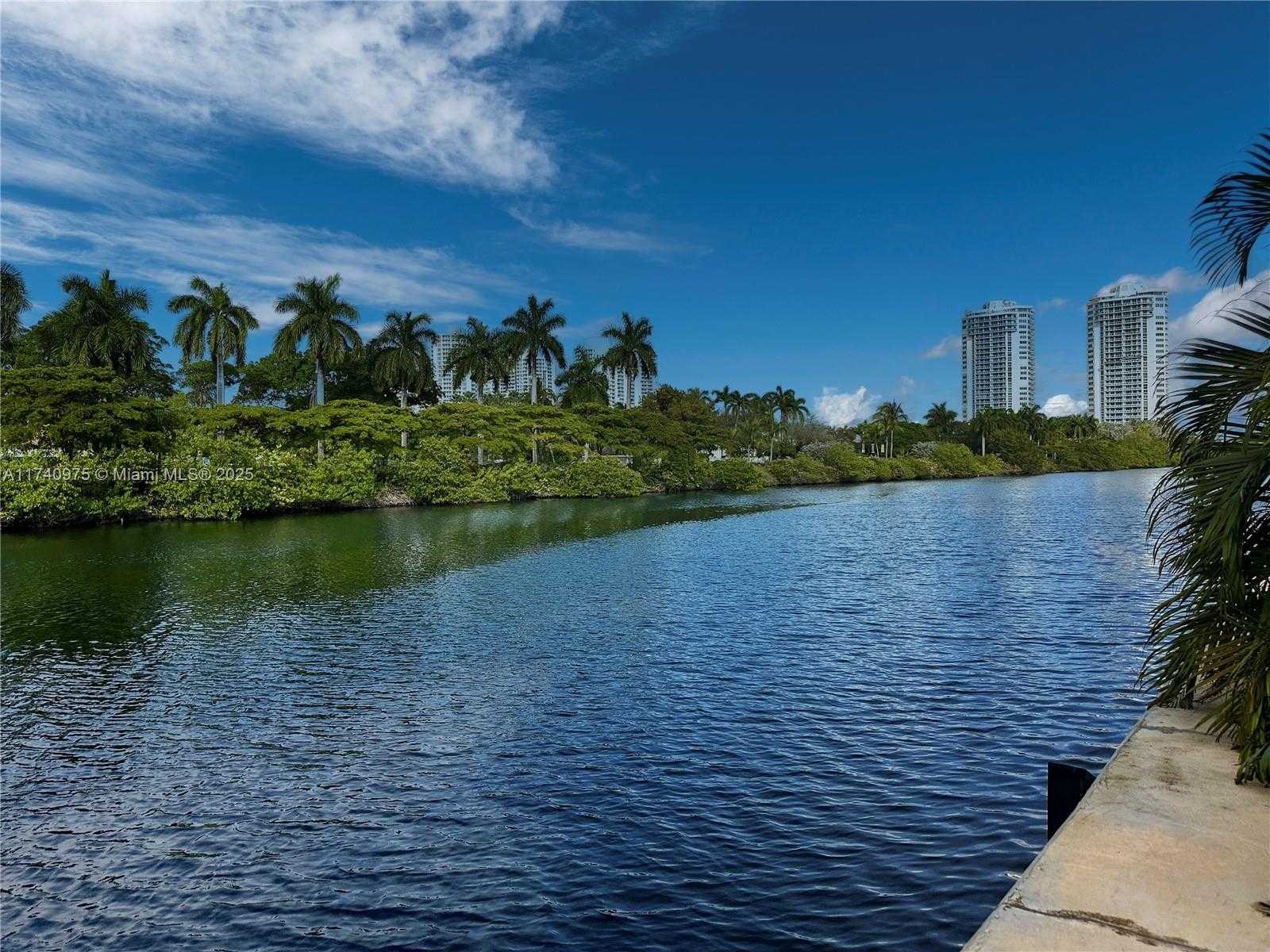 Small Image of 3475 NORTH COUNTRY CLUB DR #115, Aventura Number 41