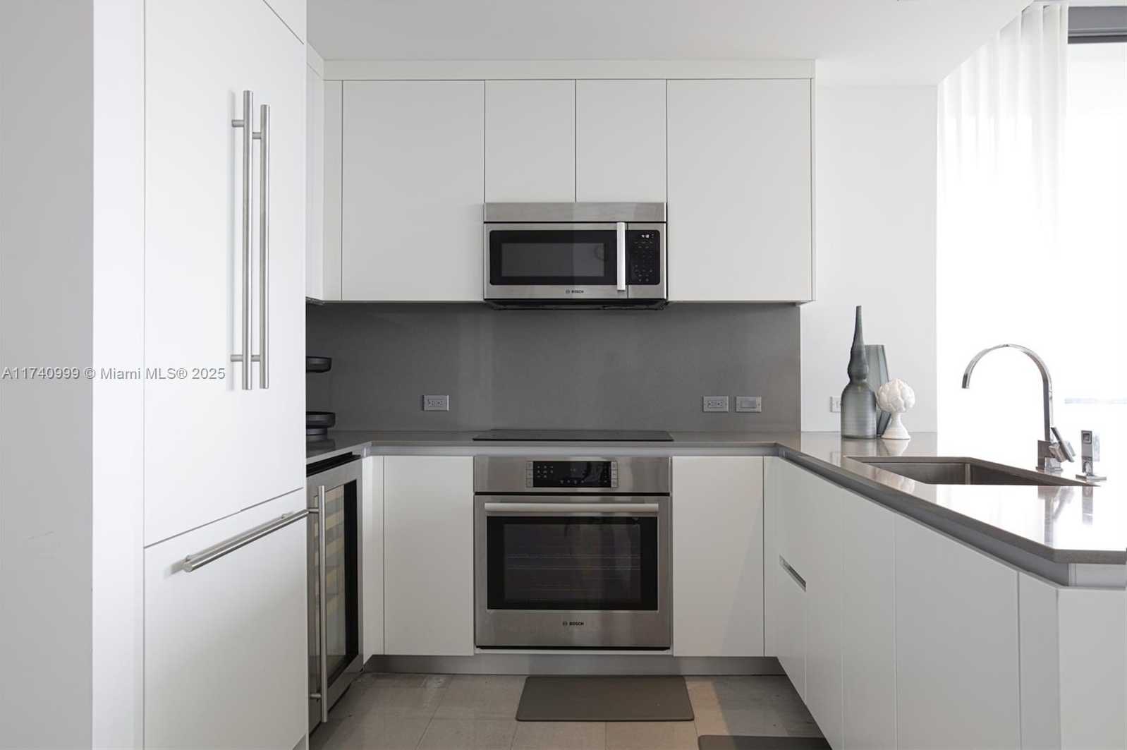 Small Image of 88 SOUTH WEST 7TH ST #1902, Miami Number 16