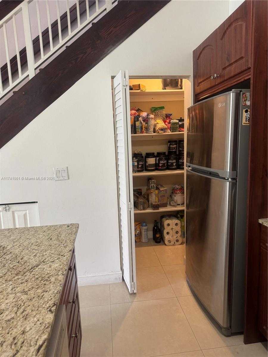 Small Image of 18352 NORTH WEST 68TH AVE #A, Hialeah Number 14