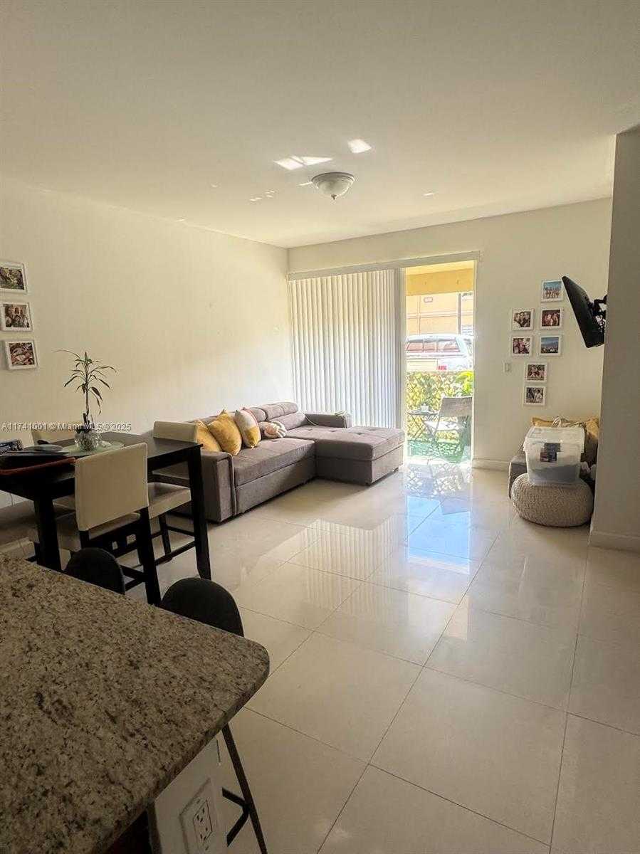 Small Image of 18352 NORTH WEST 68TH AVE #A, Hialeah Number 35