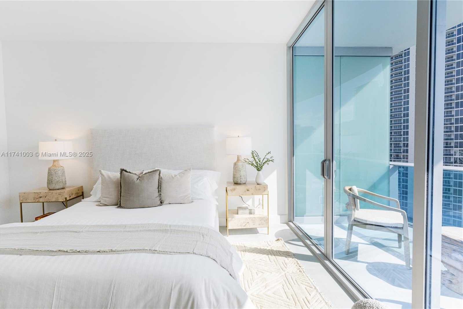 Small Image of 17550 COLLINS AVE #1501, Sunny Isles Beach Number 24