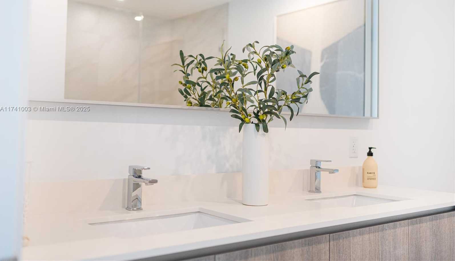 Small Image of 17550 COLLINS AVE #1501, Sunny Isles Beach Number 25
