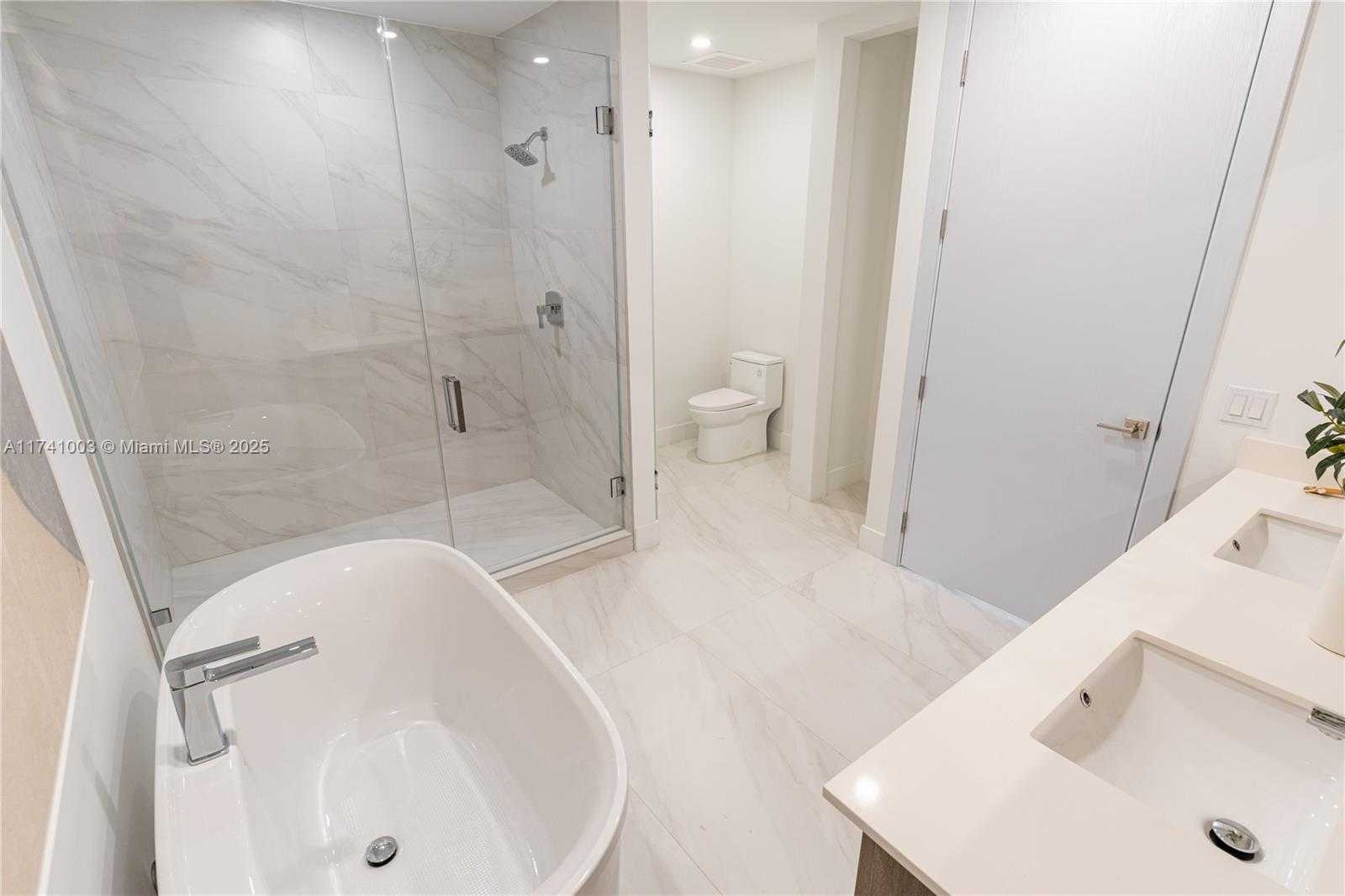 Small Image of 17550 COLLINS AVE #1501, Sunny Isles Beach Number 27