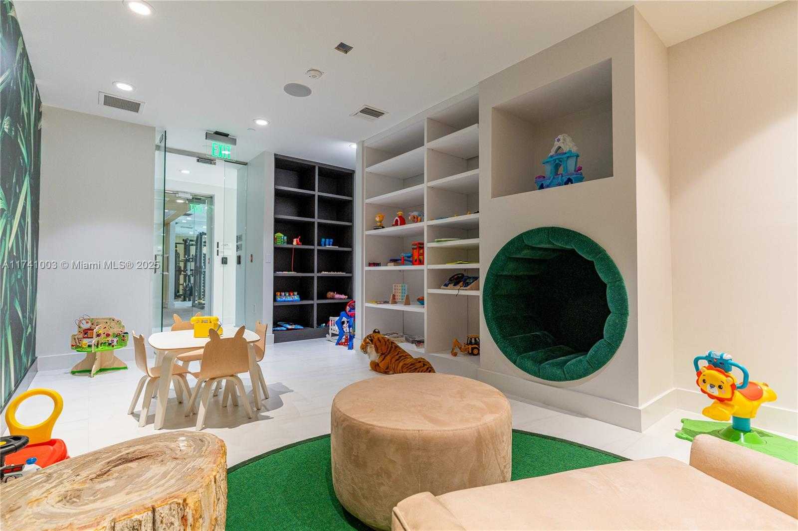 Small Image of 17550 COLLINS AVE #1501, Sunny Isles Beach Number 58