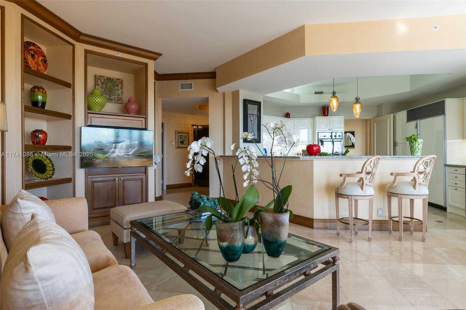 Small Image of 10 EDGEWATER DR #7G, Coral Gables Number 12