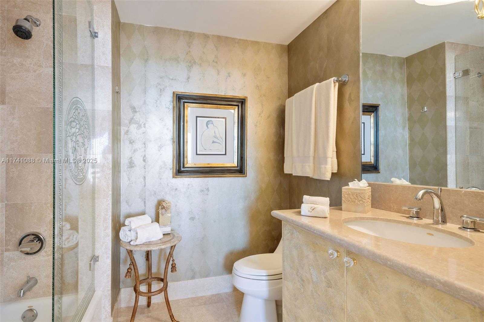 Small Image of 10 EDGEWATER DR #7G, Coral Gables Number 26