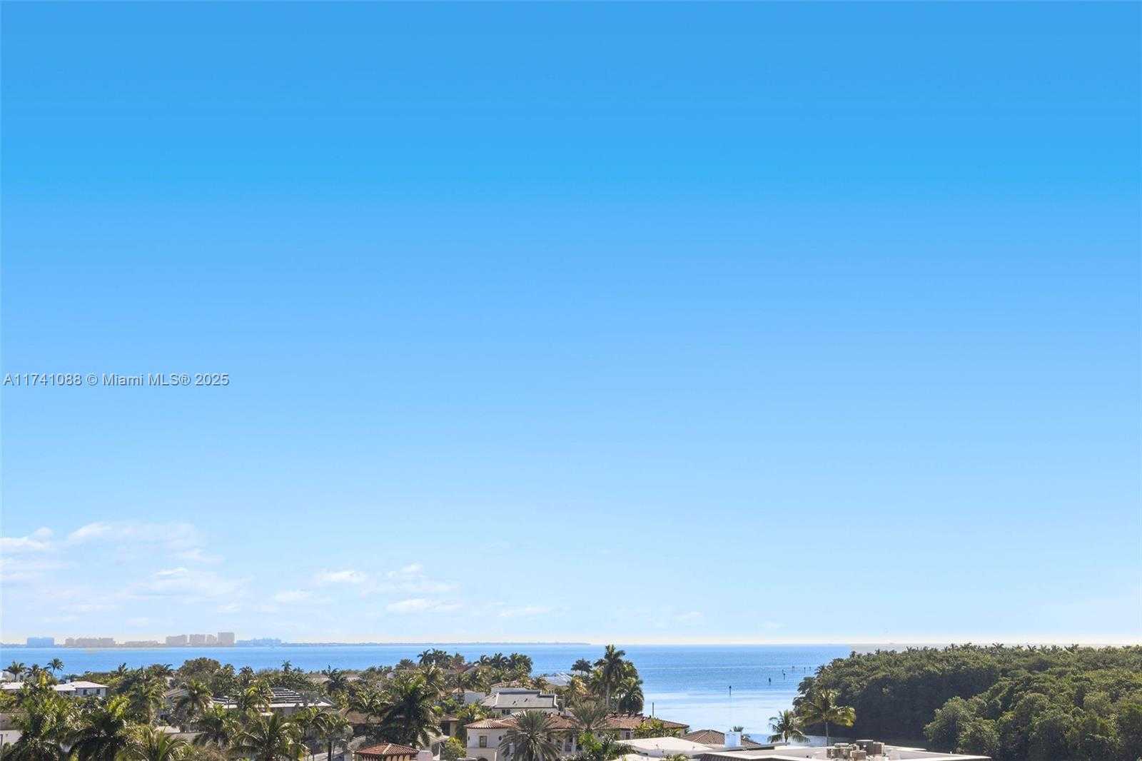 Small Image of 10 EDGEWATER DR #7G, Coral Gables Number 7