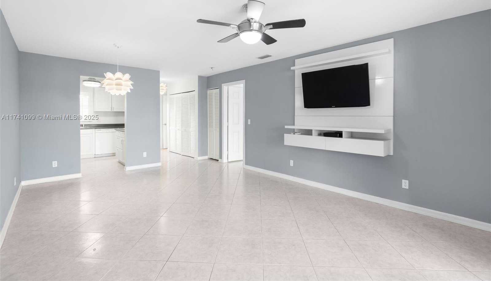Small Image of 6600 ROYAL PALM BLVD #308B, Margate Number 10