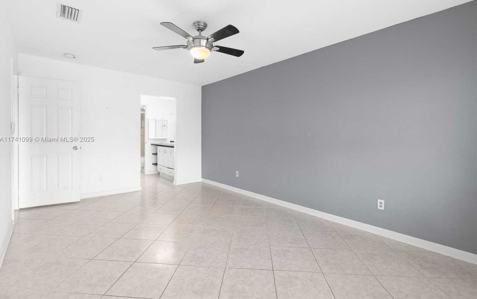 Small Image of 6600 ROYAL PALM BLVD #308B, Margate Number 14