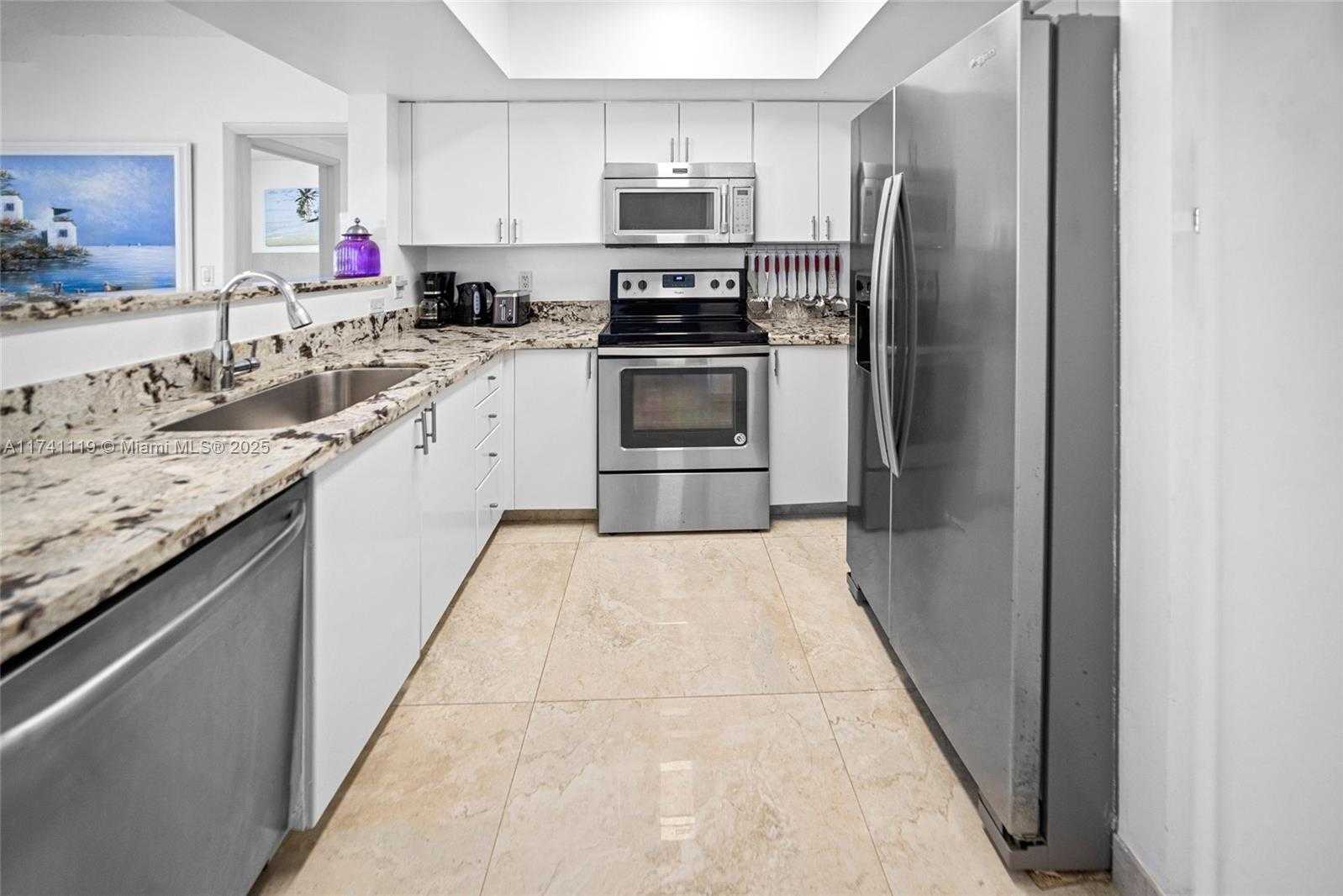 Small Image of 17375 COLLINS AVE #2007, Sunny Isles Beach Number 12