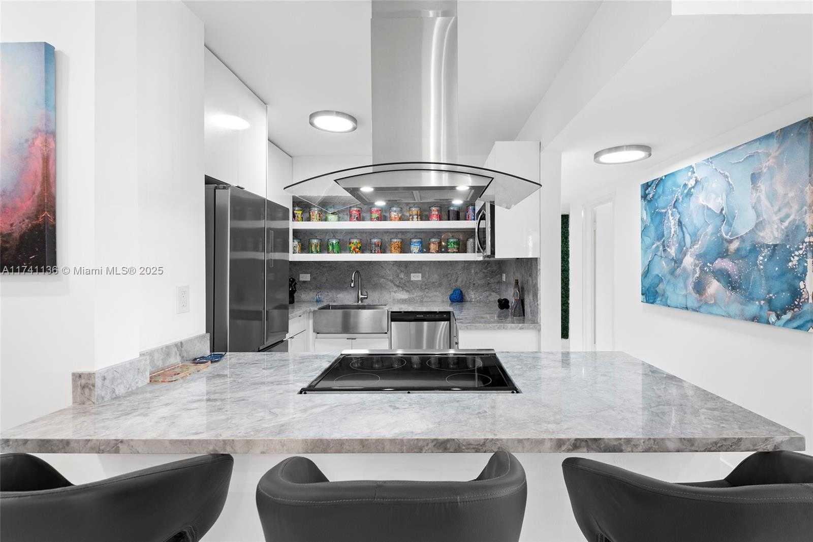 Small Image of 1500 BAY RD #746S, Miami Beach Number 4
