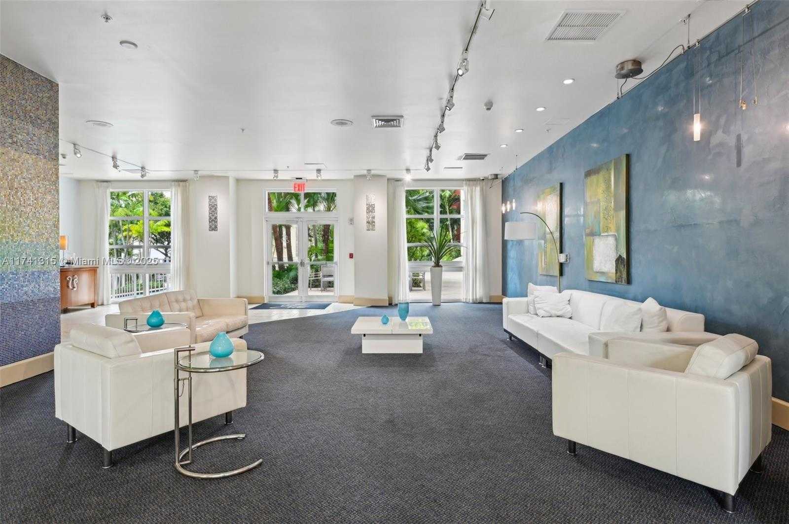 Small Image of 2000 NORTH BAYSHORE DR #304, Miami Number 30
