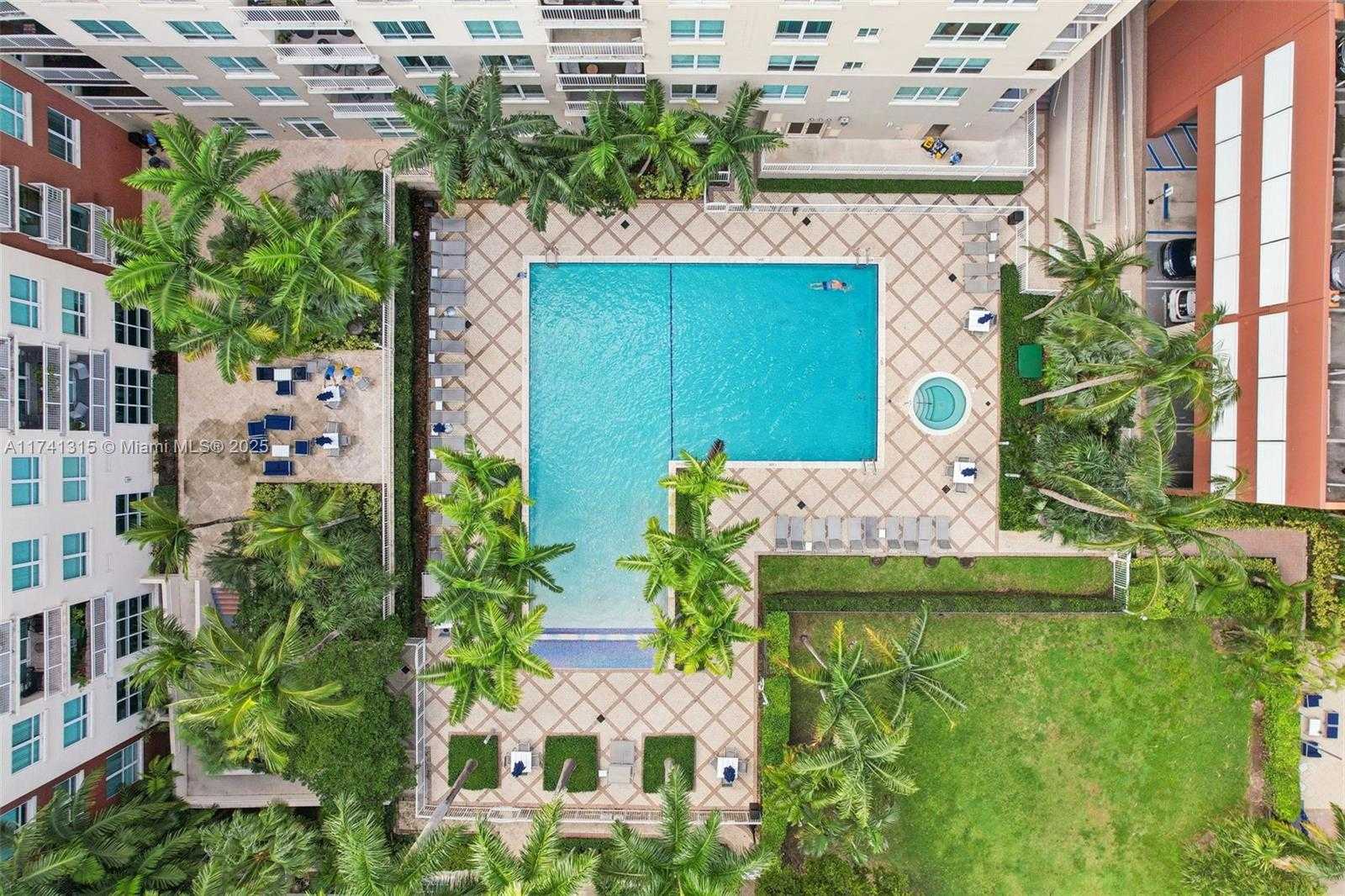 Small Image of 2000 NORTH BAYSHORE DR #304, Miami Number 42