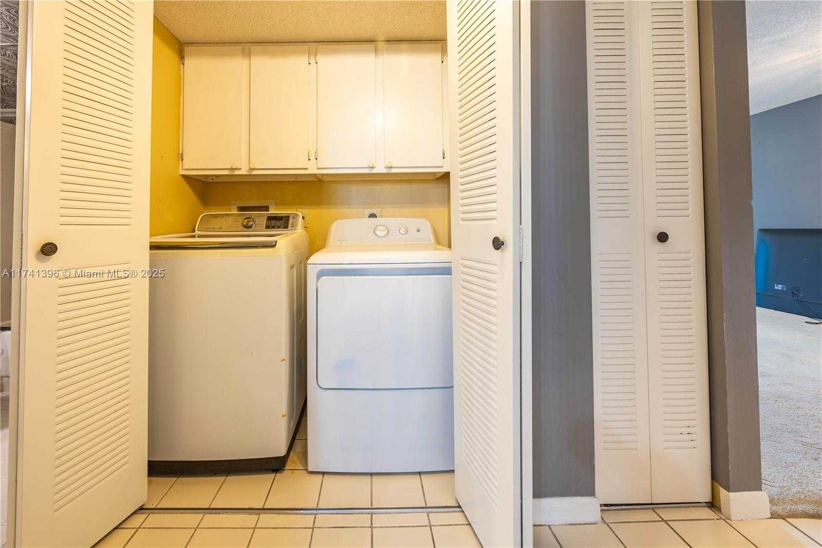 Small Image of 9740 WEST MCNAB RD #111, Tamarac Number 21