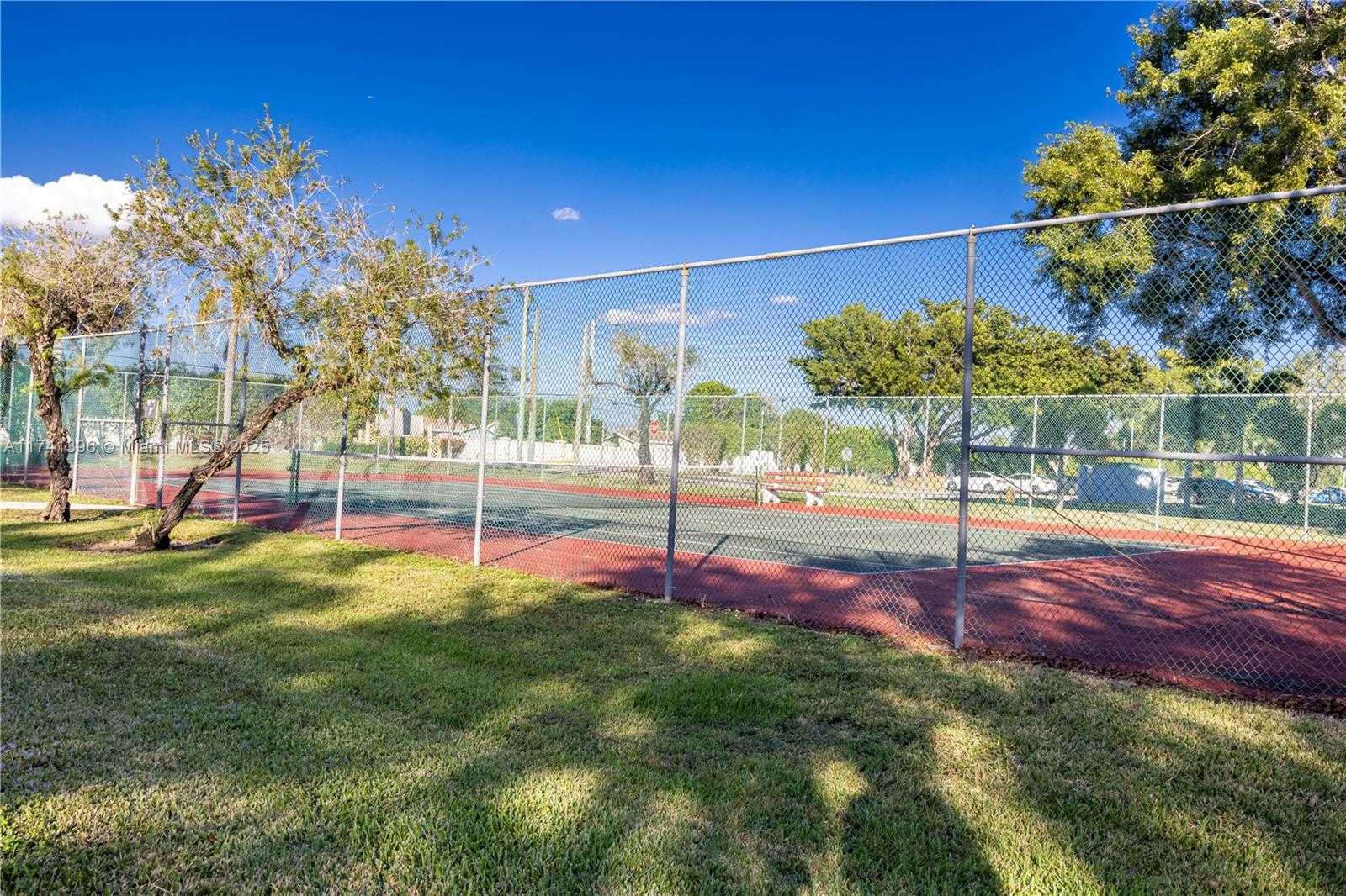 Small Image of 9740 WEST MCNAB RD #111, Tamarac Number 38