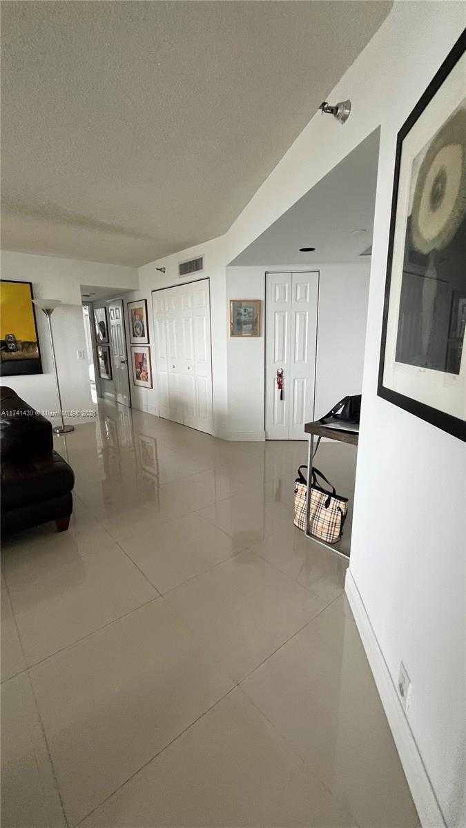 Small Image of 3500 MYSTIC POINTE DR #1405, Aventura Number 17