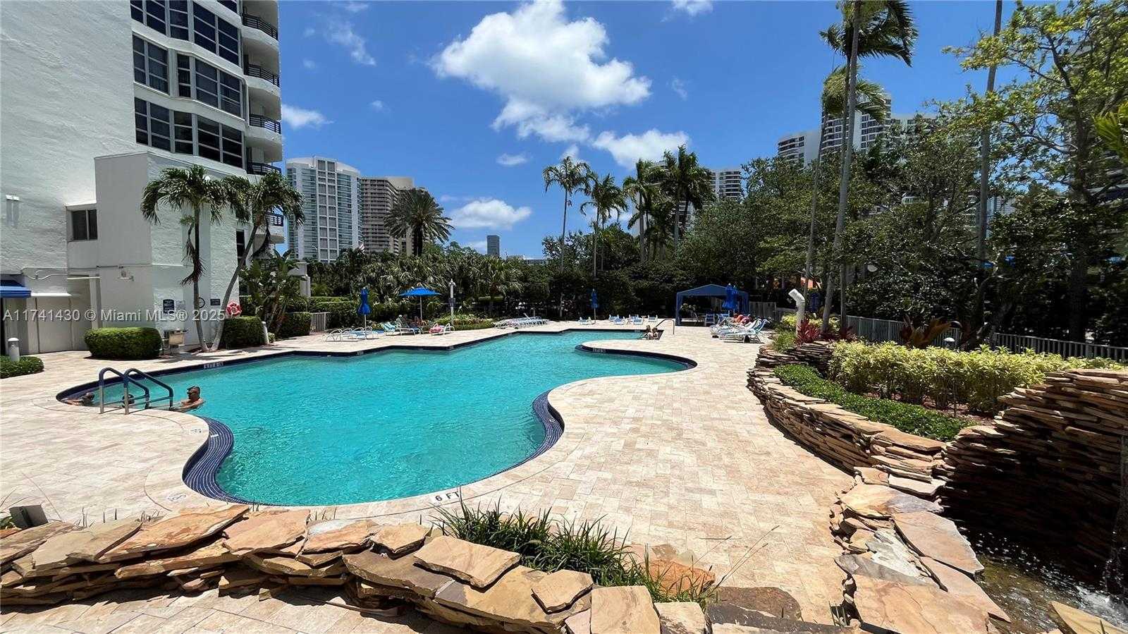 Small Image of 3500 MYSTIC POINTE DR #1405, Aventura Number 24