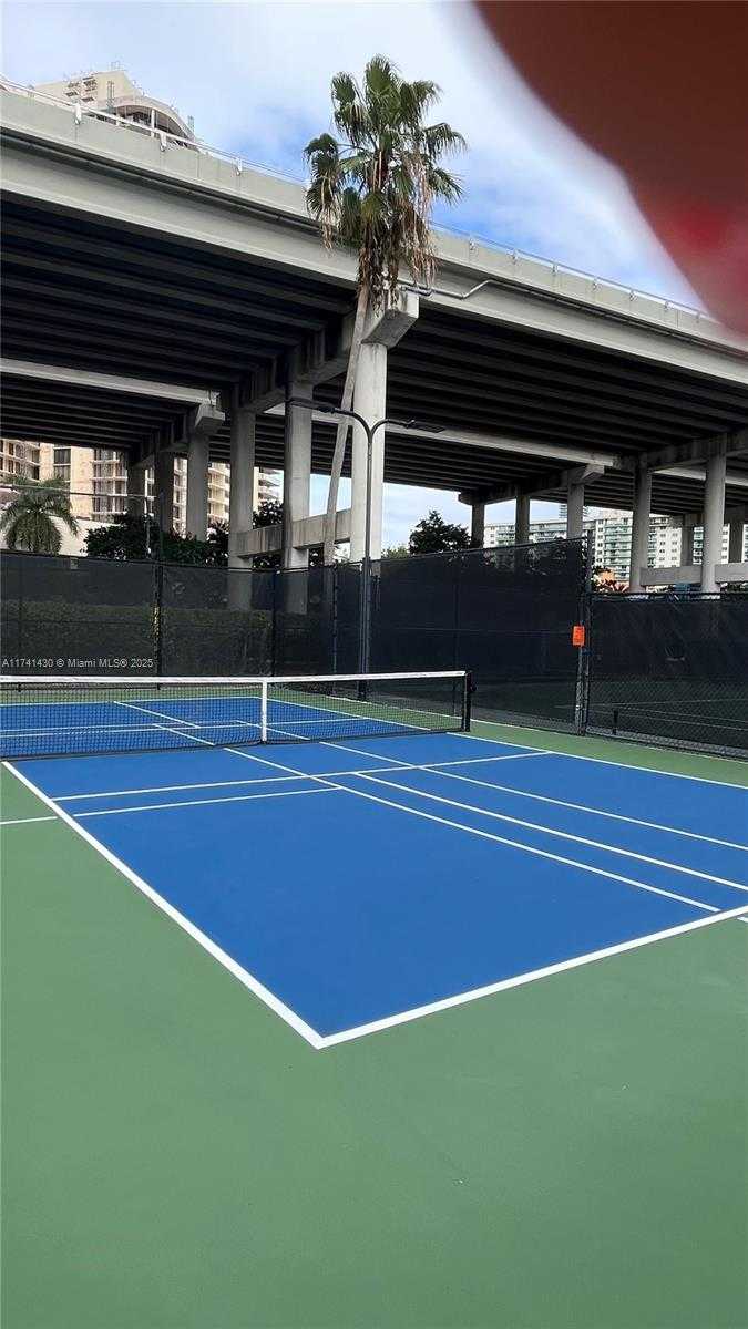 Small Image of 3500 MYSTIC POINTE DR #1405, Aventura Number 28