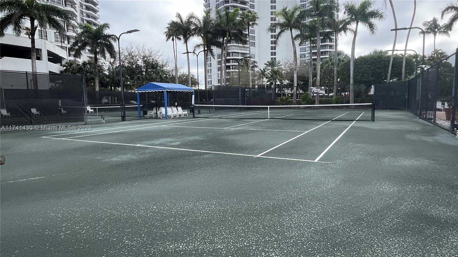 Small Image of 3500 MYSTIC POINTE DR #1405, Aventura Number 30