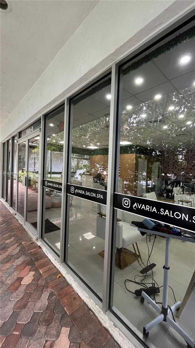 Small Image of 3500 MYSTIC POINTE DR #1405, Aventura Number 34