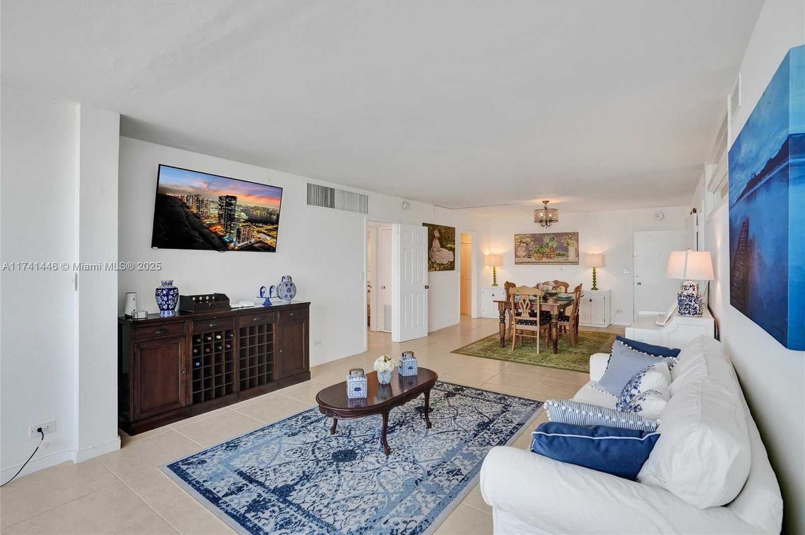 Small Image of 5005 COLLINS AVE #707, Miami Beach Number 21