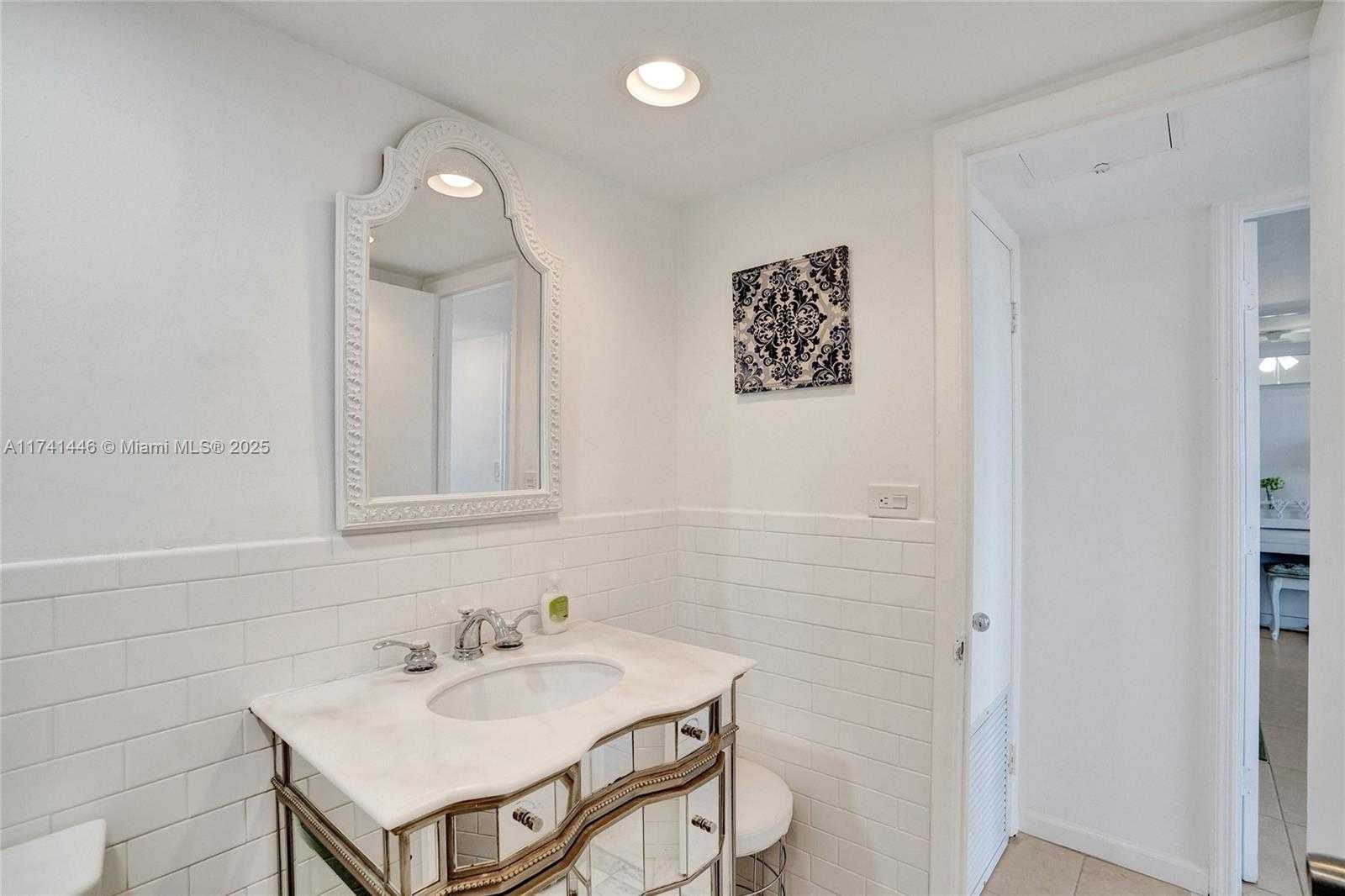 Small Image of 5005 COLLINS AVE #707, Miami Beach Number 33