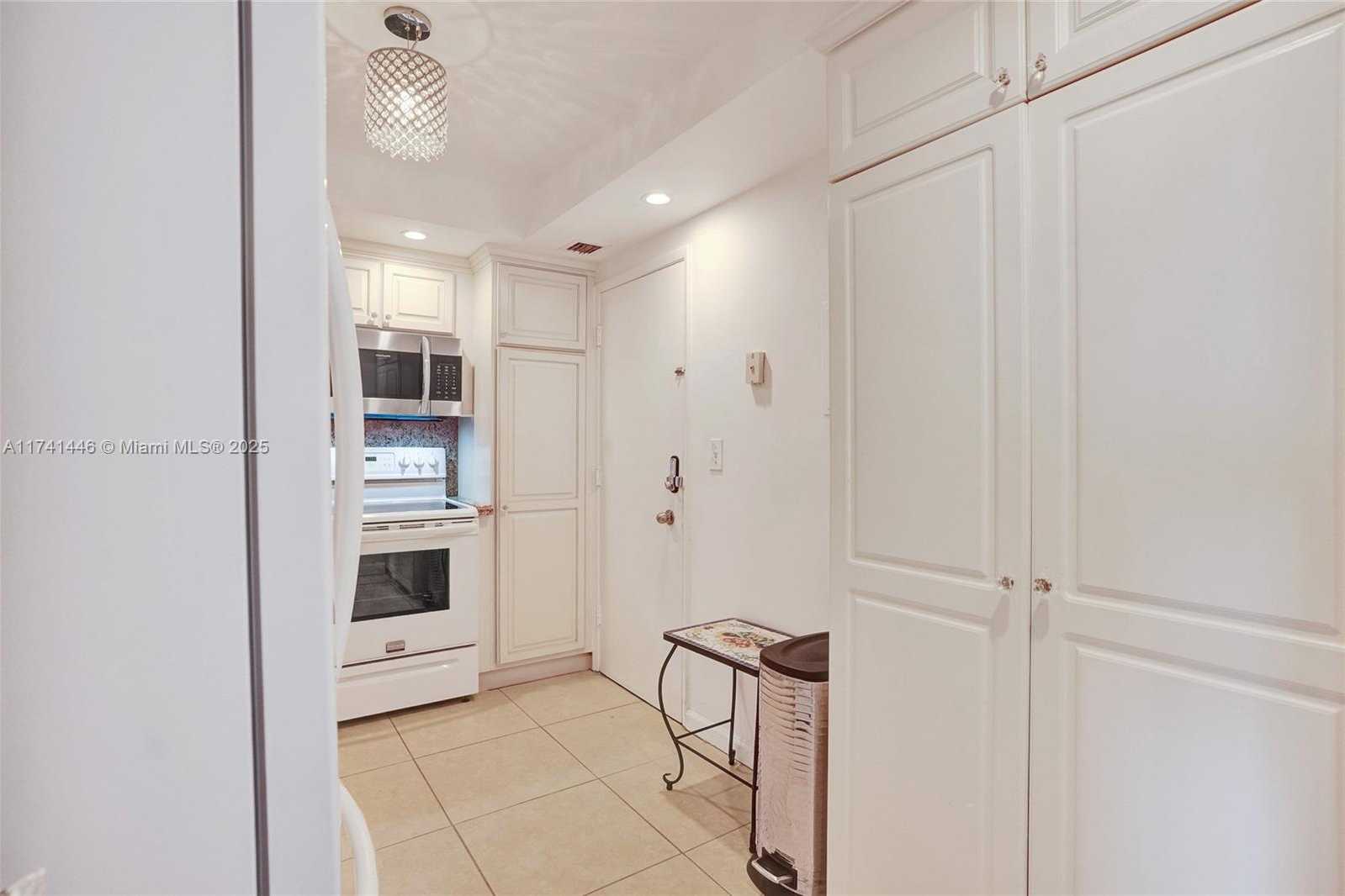 Small Image of 5005 COLLINS AVE #707, Miami Beach Number 34
