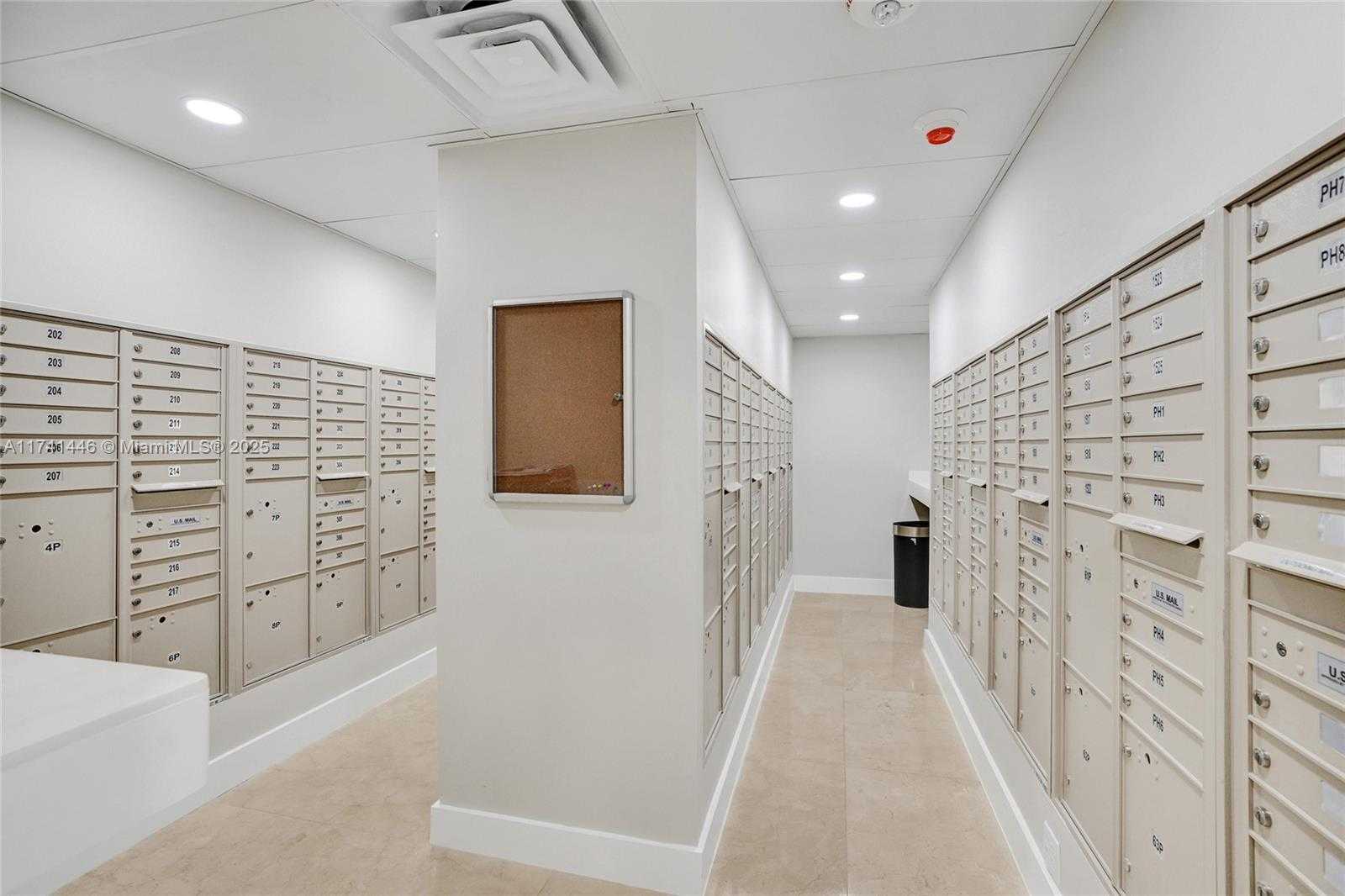 Small Image of 5005 COLLINS AVE #707, Miami Beach Number 44