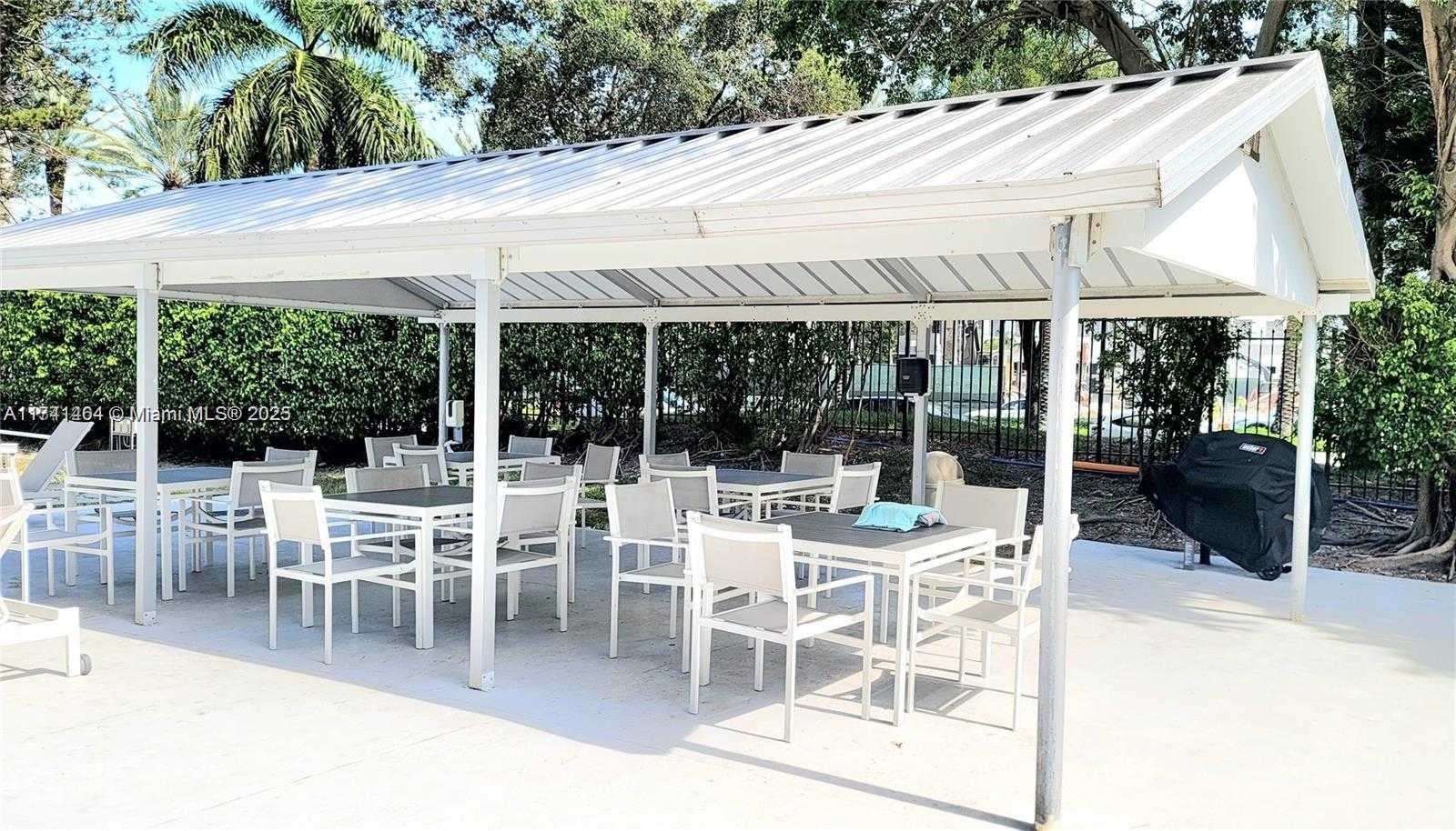 Small Image of 20100 WEST COUNTRY CLUB DR #809, Aventura Number 9