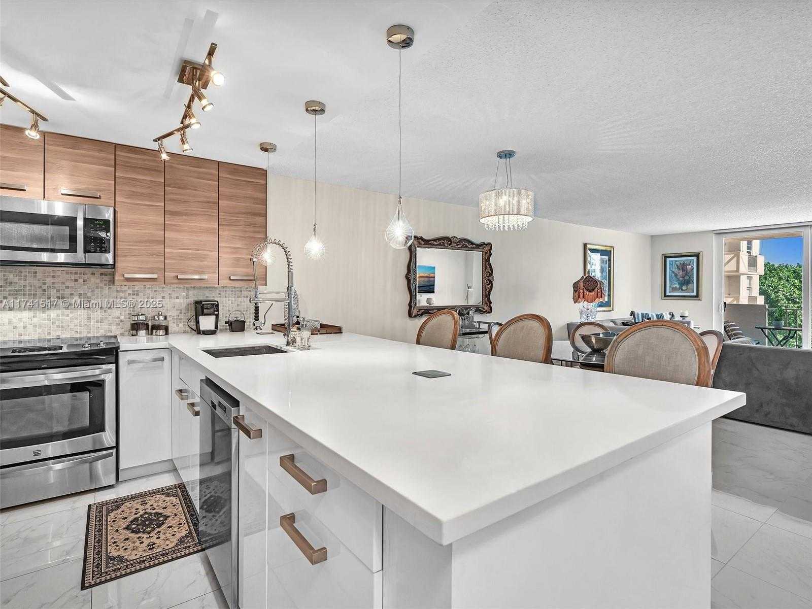 Small Image of 1865 SOUTH OCEAN DR #4N, Hallandale Beach Number 19