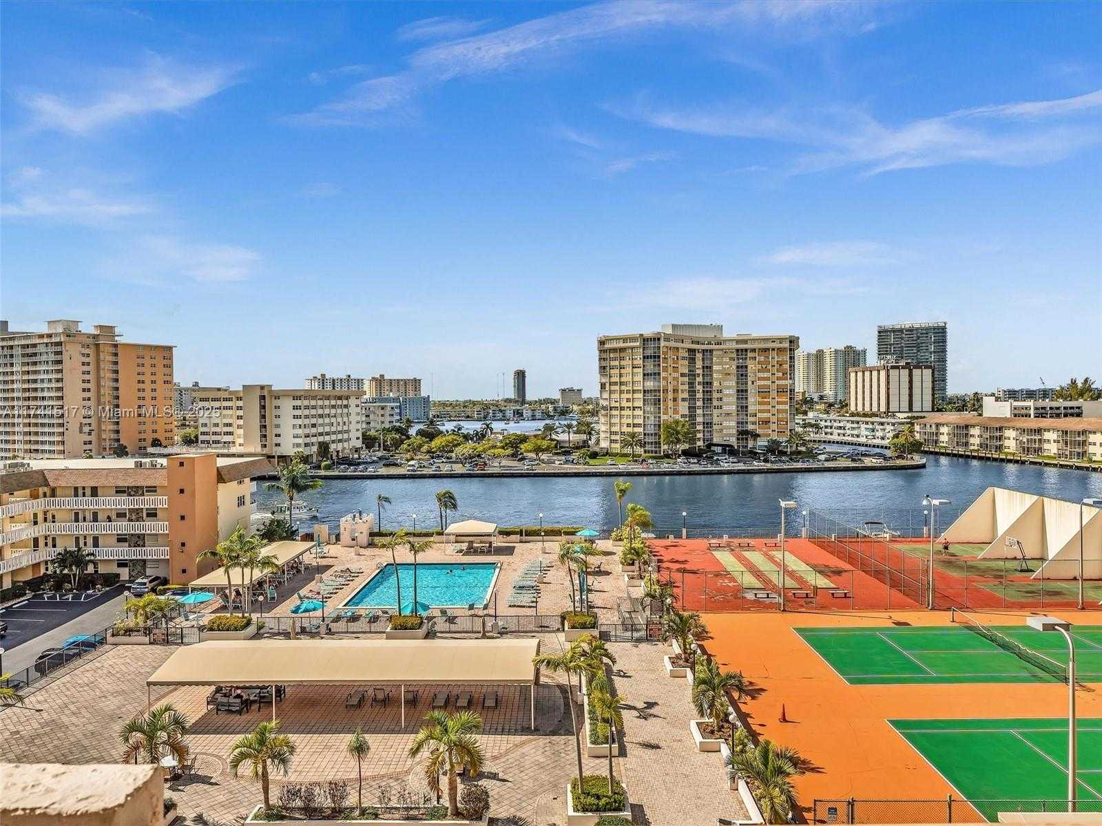 Small Image of 1865 SOUTH OCEAN DR #4N, Hallandale Beach Number 33
