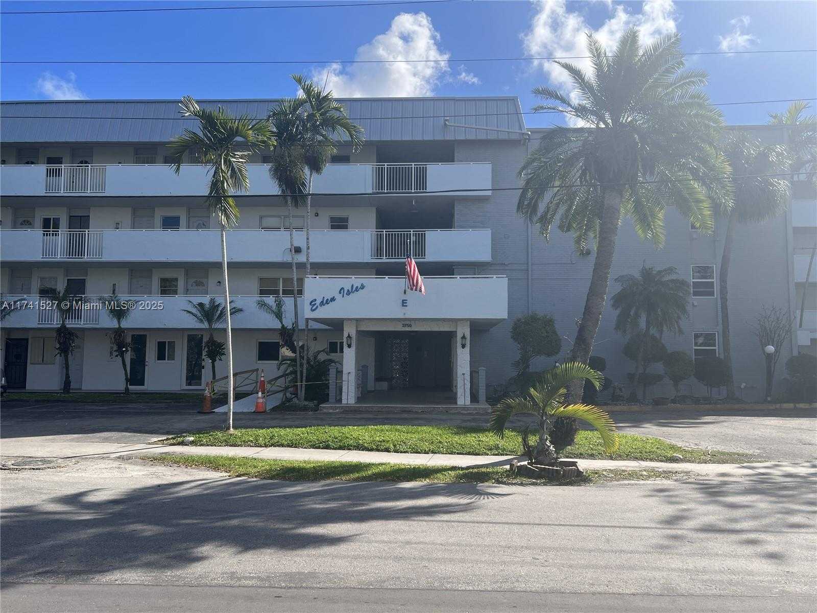 Small Image of 3750 NORTH EAST 170TH ST #E-400, North Miami Beach Number 22