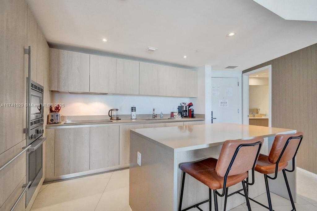 Small Image of 4111 SOUTH OCEAN DR #1204, Hollywood Number 12
