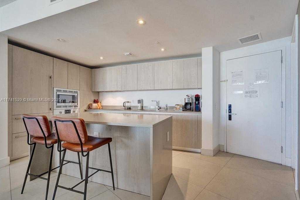 Small Image of 4111 SOUTH OCEAN DR #1204, Hollywood Number 13