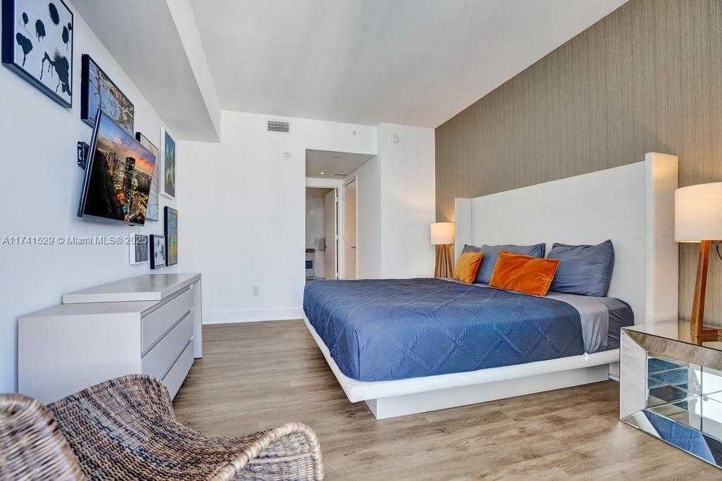Small Image of 4111 SOUTH OCEAN DR #1204, Hollywood Number 17
