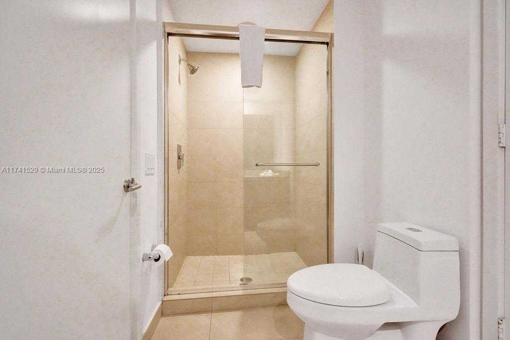 Small Image of 4111 SOUTH OCEAN DR #1204, Hollywood Number 19