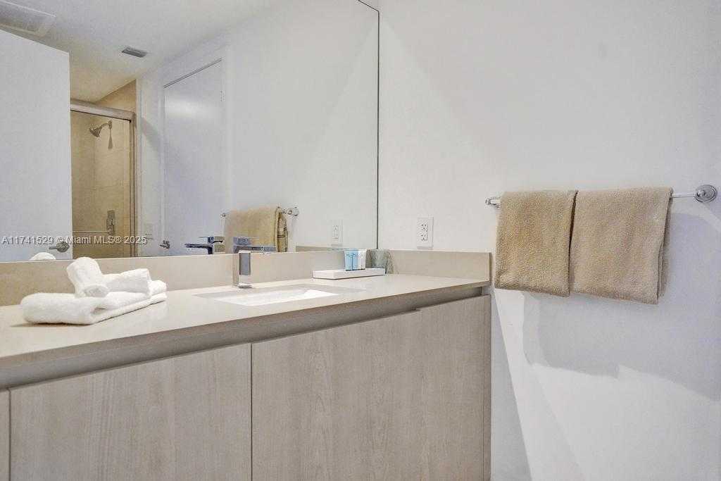 Small Image of 4111 SOUTH OCEAN DR #1204, Hollywood Number 26