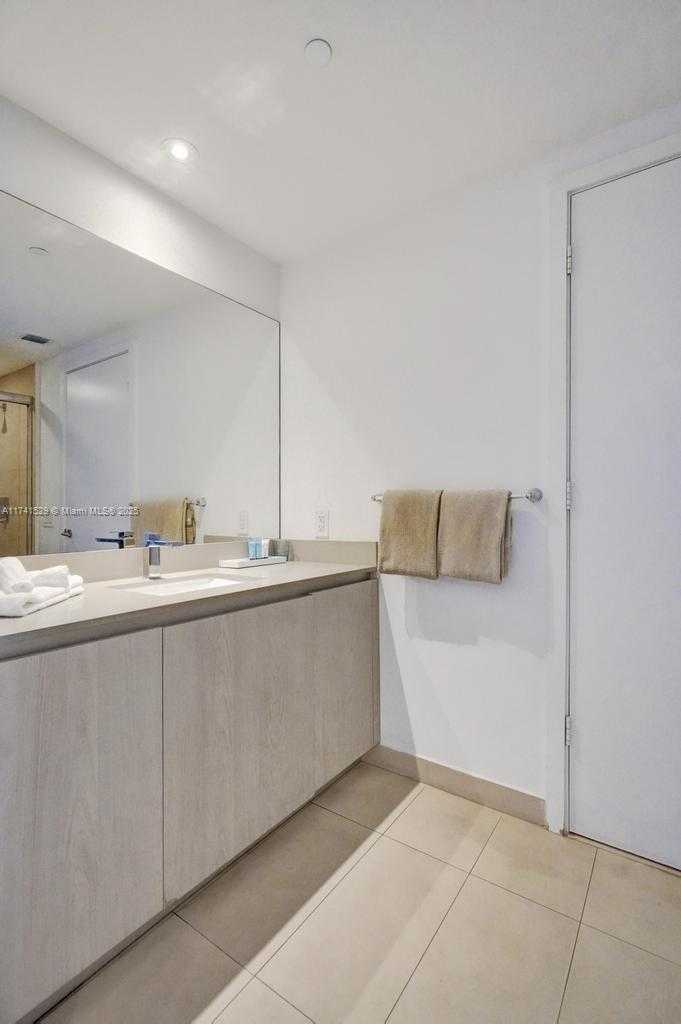 Small Image of 4111 SOUTH OCEAN DR #1204, Hollywood Number 27