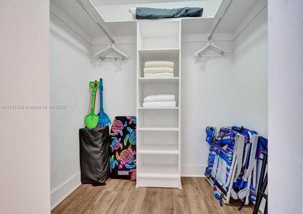 Small Image of 4111 SOUTH OCEAN DR #1204, Hollywood Number 28