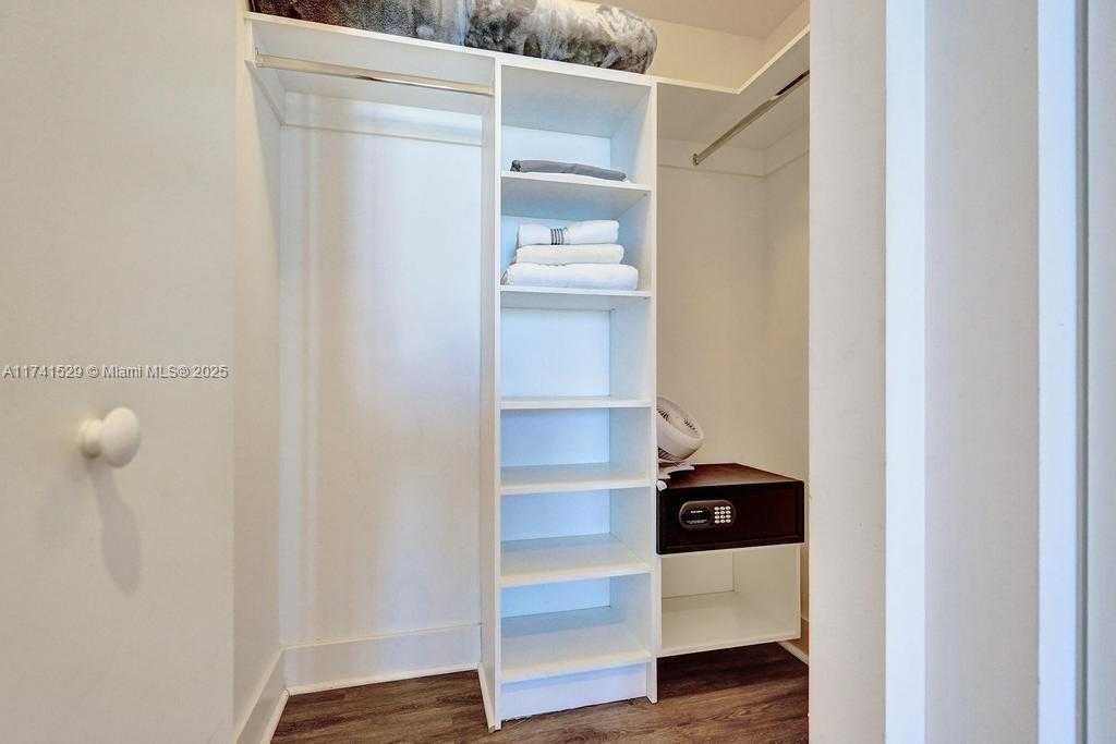 Small Image of 4111 SOUTH OCEAN DR #1204, Hollywood Number 29