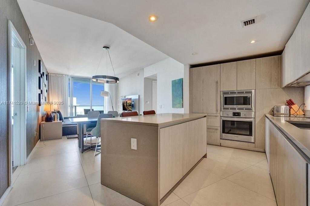 Small Image of 4111 SOUTH OCEAN DR #1204, Hollywood Number 7