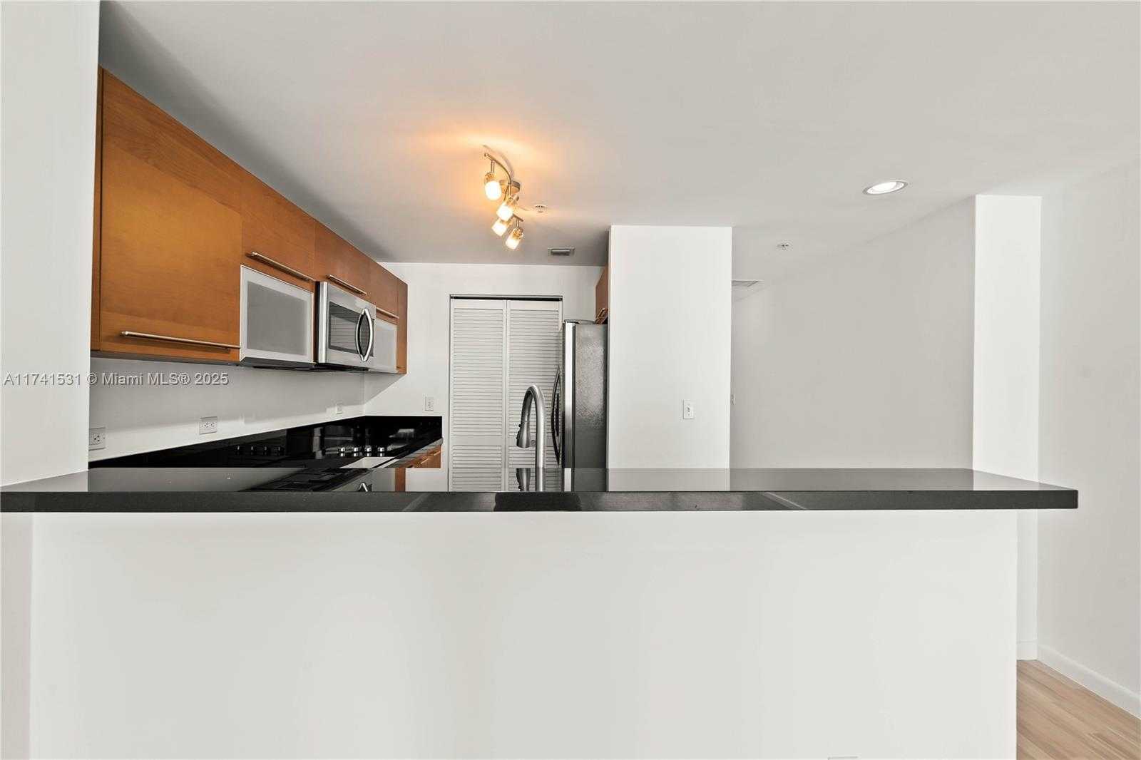 Small Image of 253 NORTH EAST 2ND ST #2604, Miami Number 15