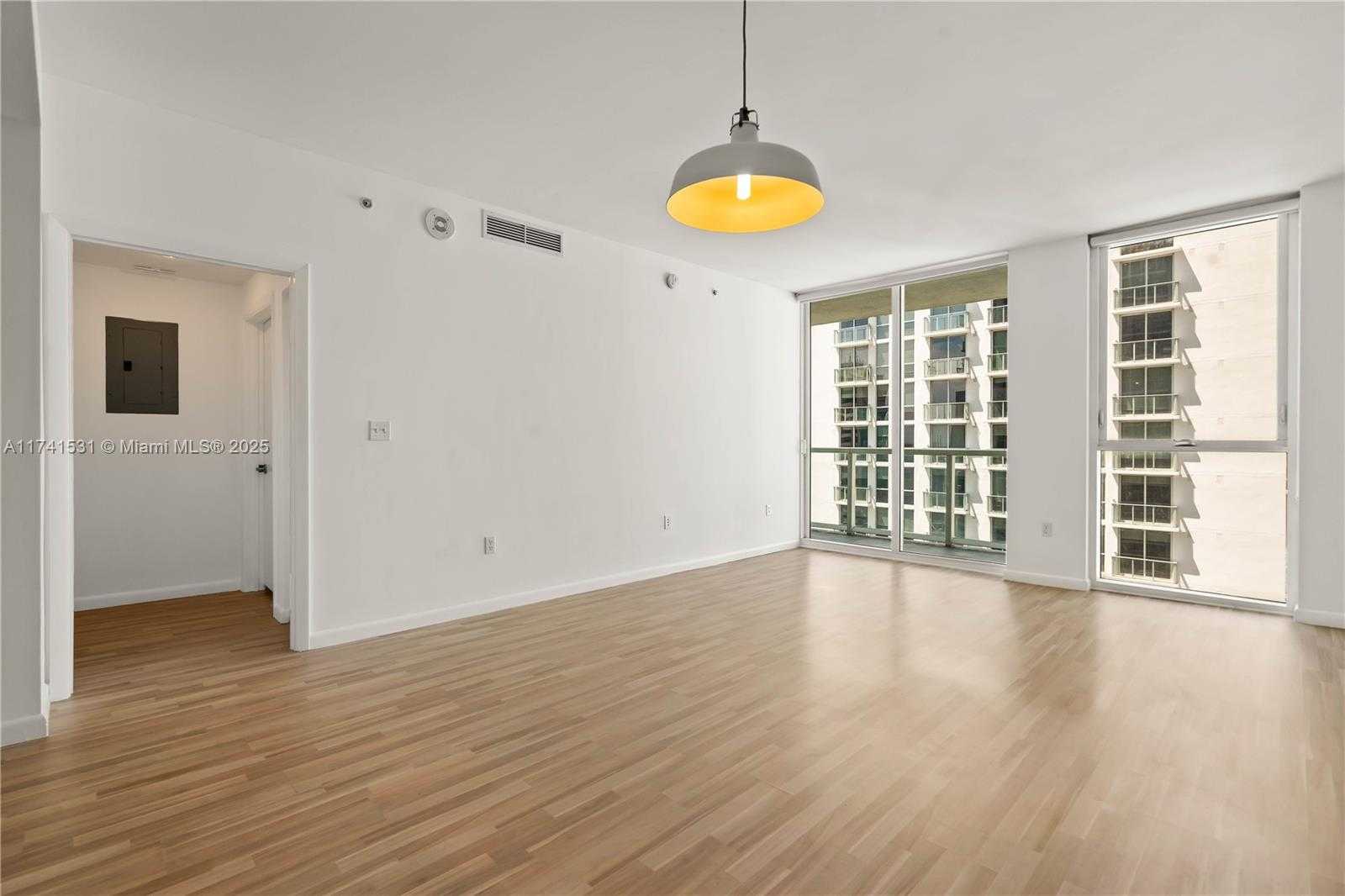 Small Image of 253 NORTH EAST 2ND ST #2604, Miami Number 19