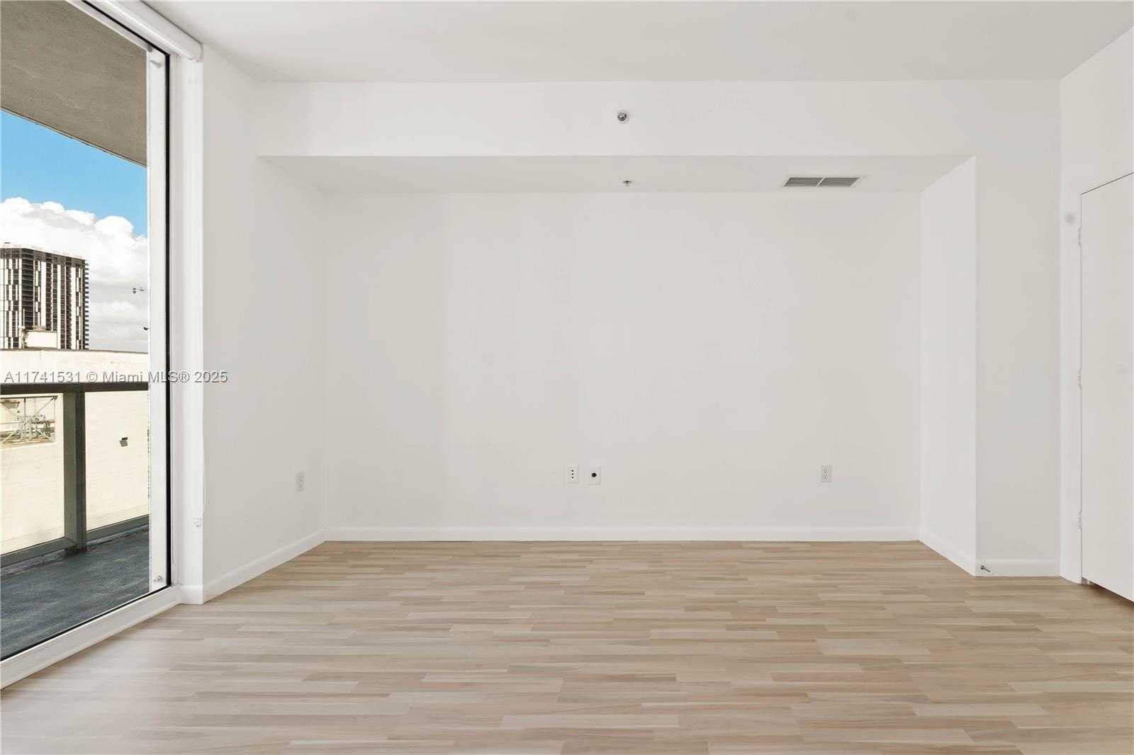 Small Image of 253 NORTH EAST 2ND ST #2604, Miami Number 22