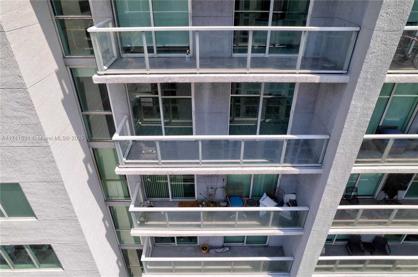 Small Image of 253 NORTH EAST 2ND ST #2604, Miami Number 30