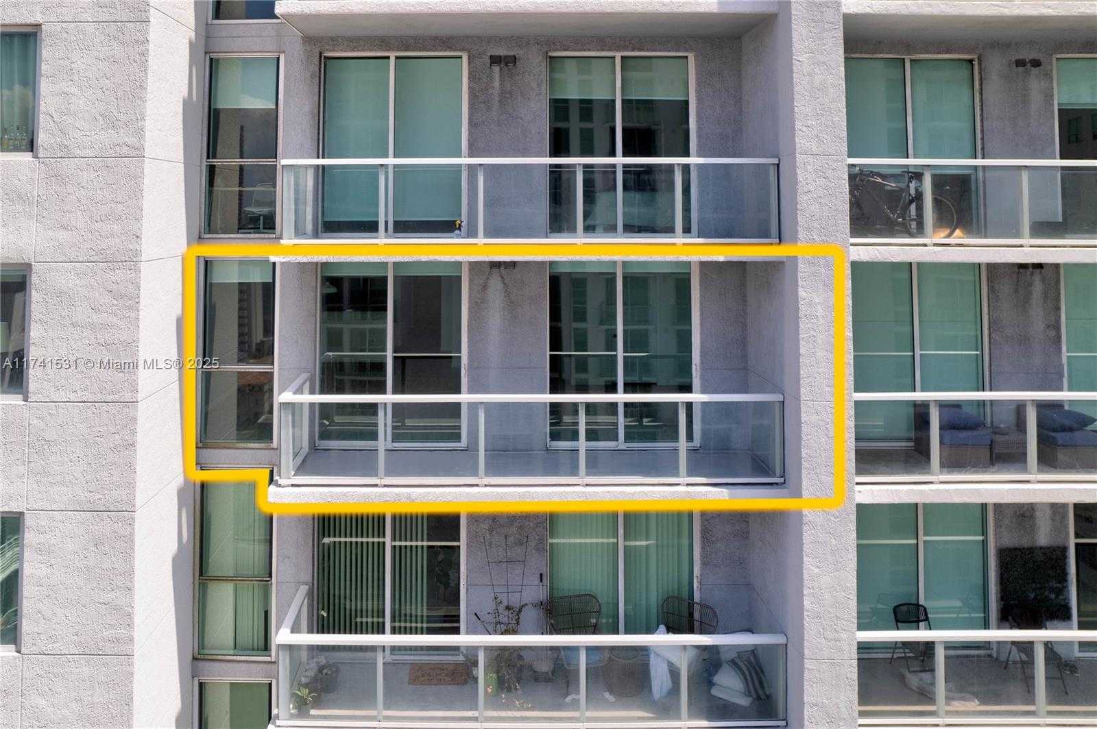 Small Image of 253 NORTH EAST 2ND ST #2604, Miami Number 8