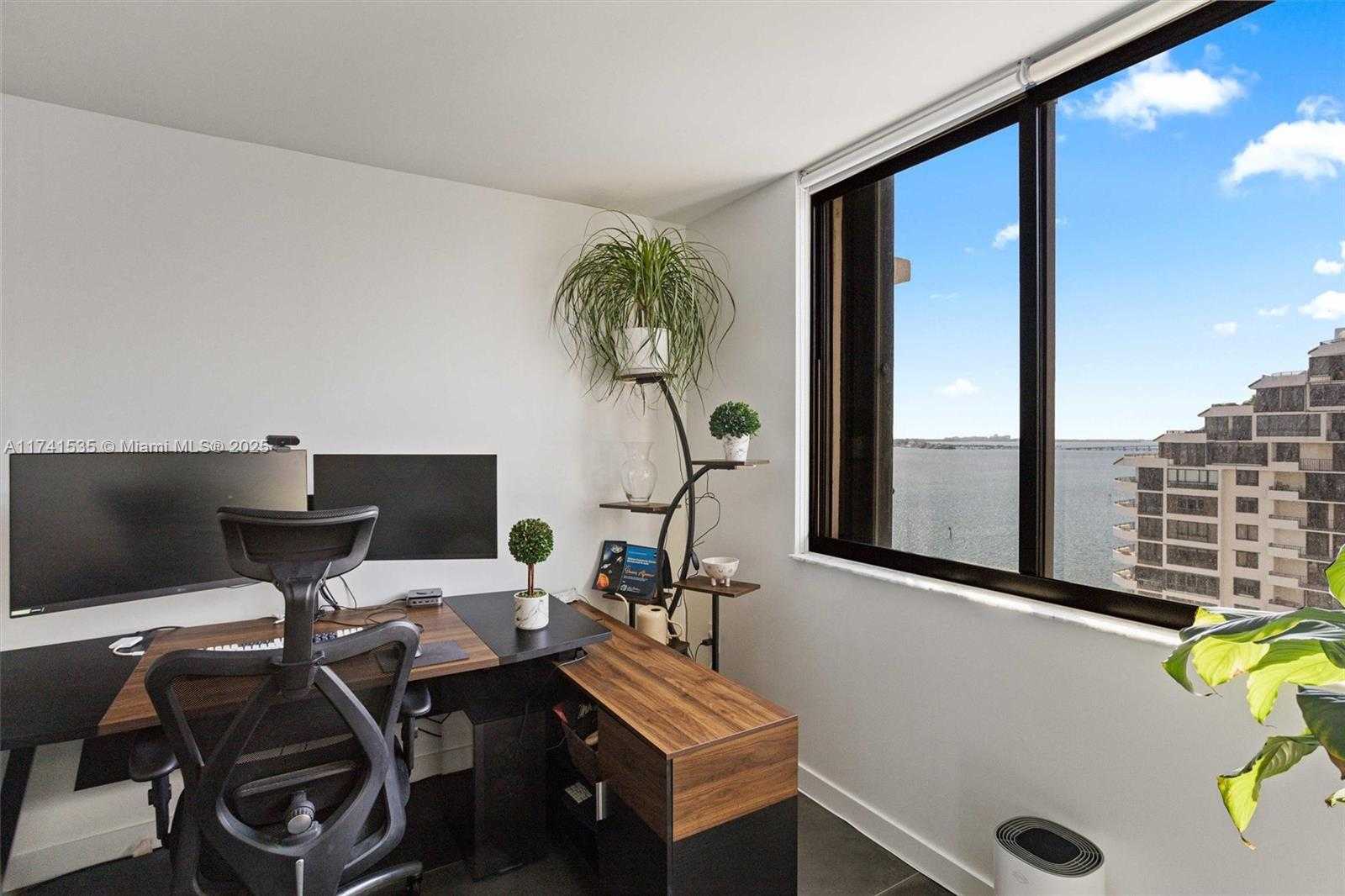 Small Image of 540 BRICKELL KEY DR #1519, Miami Number 29