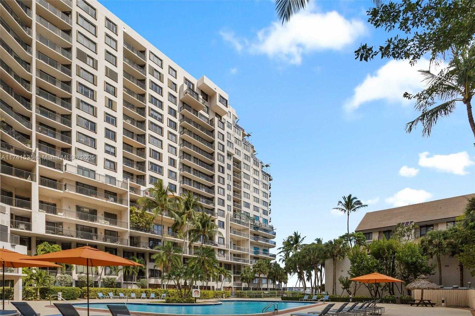 Small Image of 540 BRICKELL KEY DR #1519, Miami Number 31