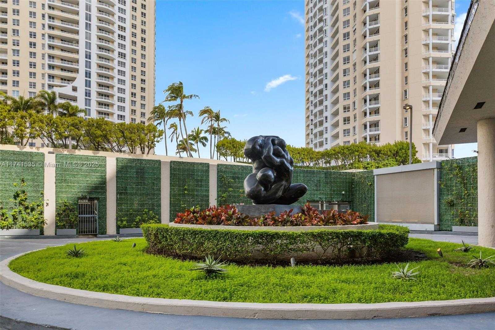 Small Image of 540 BRICKELL KEY DR #1519, Miami Number 39