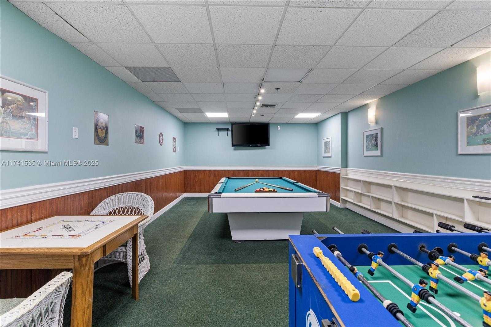 Small Image of 540 BRICKELL KEY DR #1519, Miami Number 40